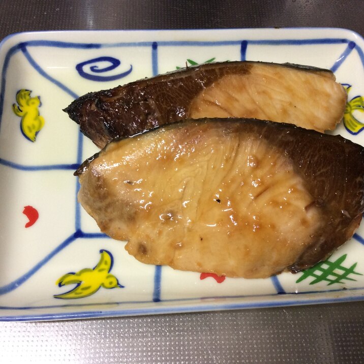 肉厚ブリの照り焼き